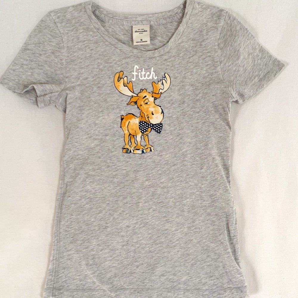 Abercrombie gray moose bow tie tee